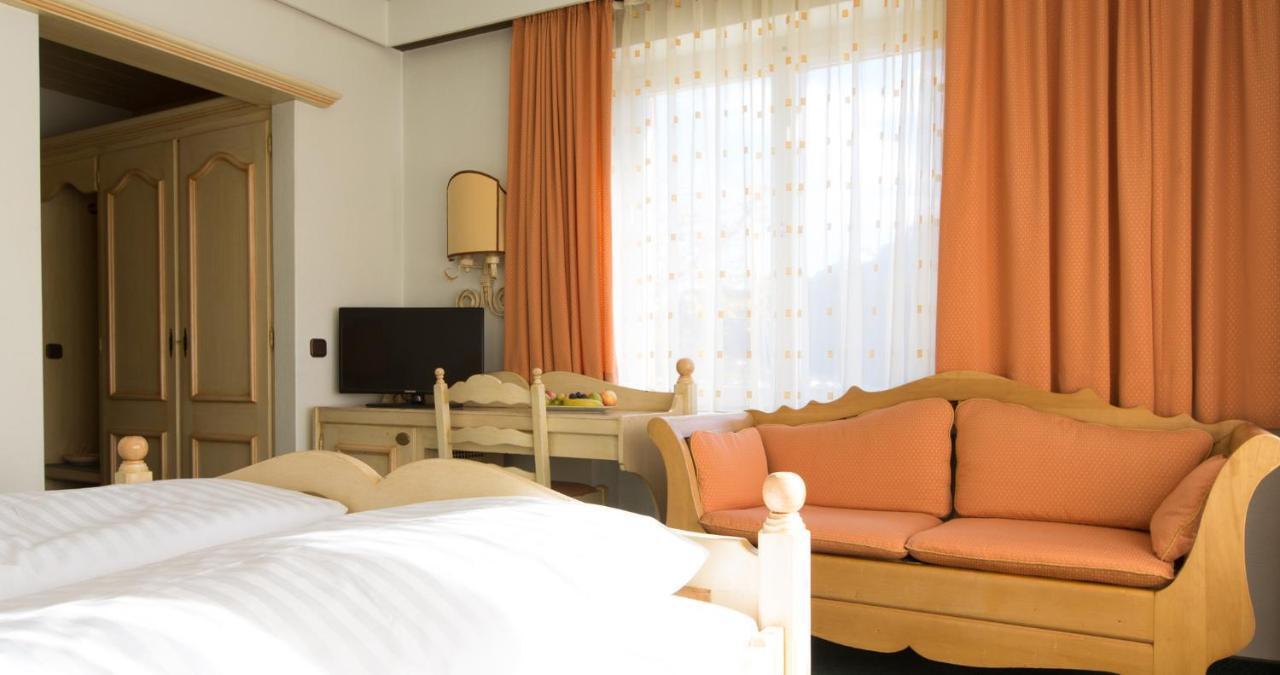 Schlosshotel Doerflinger Блуденц Экстерьер фото