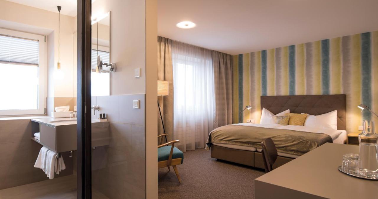 Schlosshotel Doerflinger Блуденц Экстерьер фото