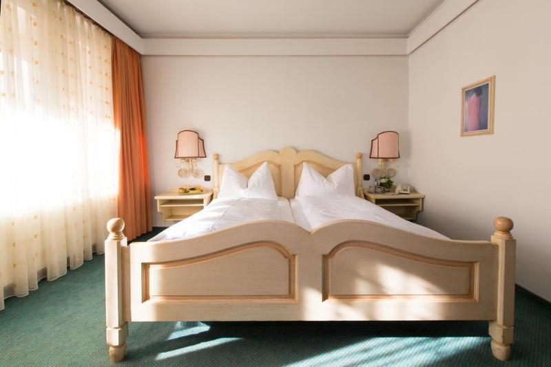 Schlosshotel Doerflinger Блуденц Экстерьер фото